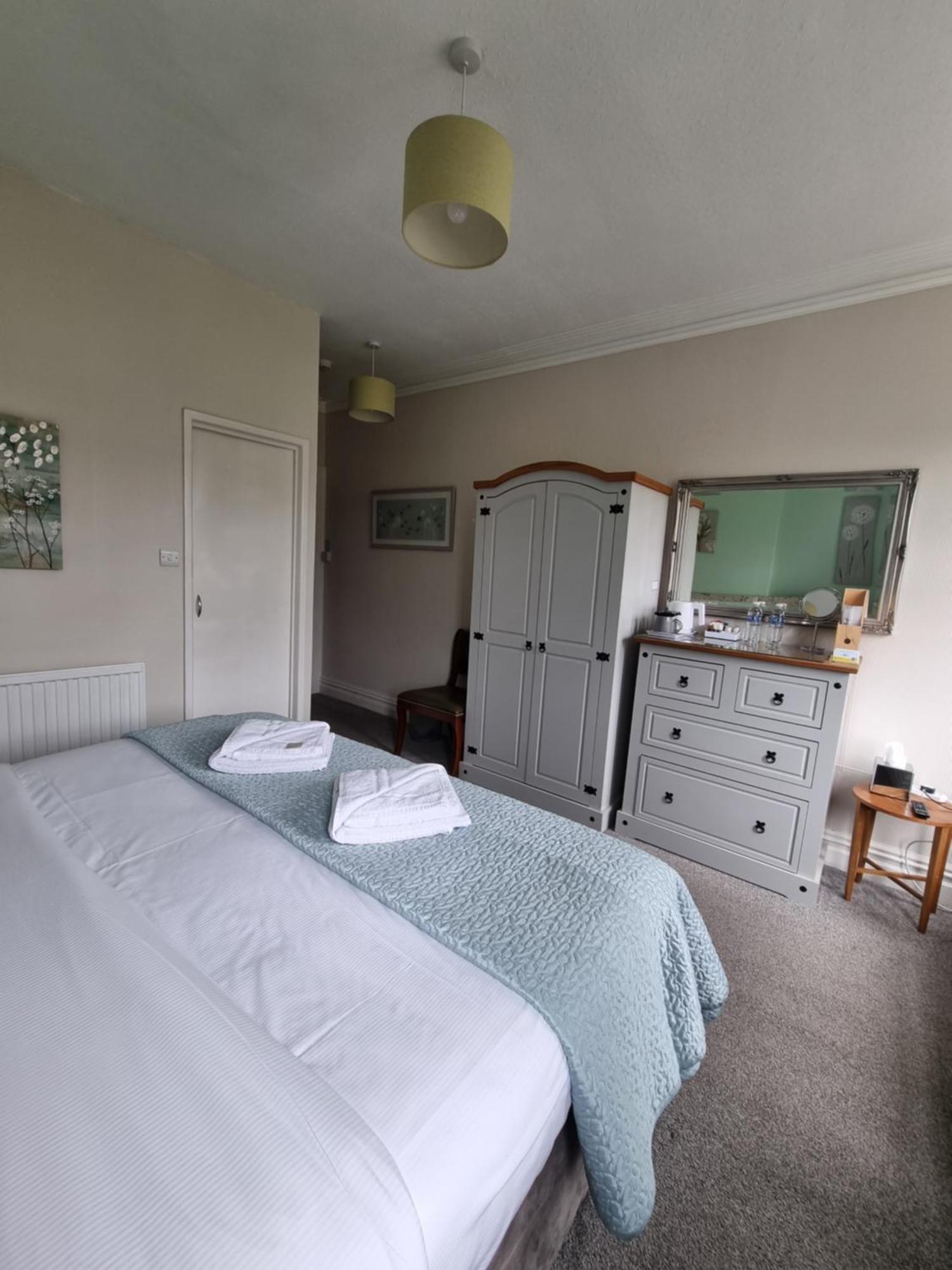 Harbour Heights Guest House Торки Экстерьер фото