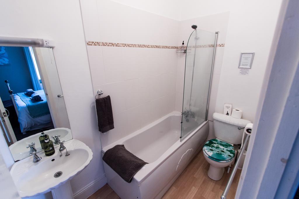 Harbour Heights Guest House Торки Экстерьер фото